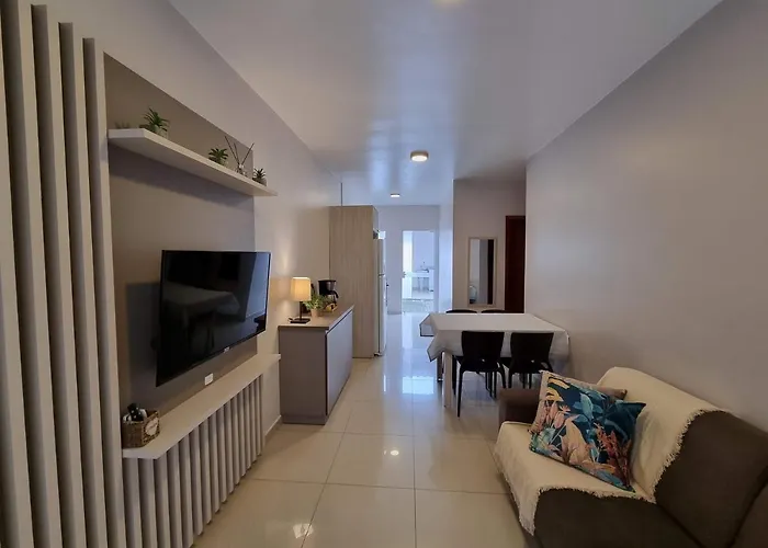Curta Praia De Armacao - Casa Violeta